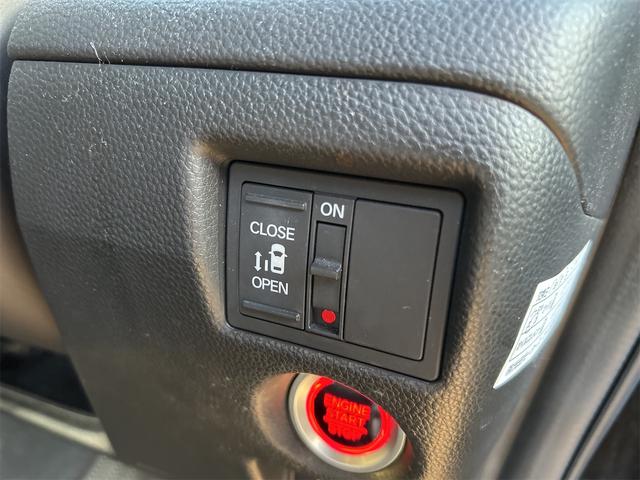 N-BOXカスタム G・Lホンダセンシング ETC バックカメラ 両側スライド・片側電動 ナビ TV オートクルーズコントロール レーンアシスト 衝突被害軽減システム オートライト LEDヘッドランプ スマートキー アイドリングストップ(47枚目)