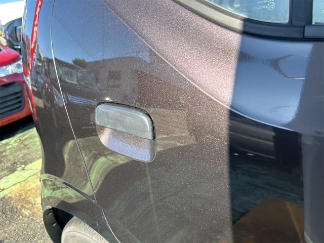 アルト Ｆ　キーレスエントリー　ＡＴ　盗難防止システム　ＡＢＳ　ＥＳＣ　ＣＤ　ミュージックプレイヤー接続可　衝突安全ボディ　エアコン　パワーステアリング　パワーウィンドウ（12枚目）