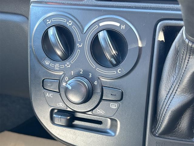 アルト Ｆ　キーレスエントリー　ＡＴ　盗難防止システム　ＡＢＳ　ＥＳＣ　ＣＤ　ミュージックプレイヤー接続可　衝突安全ボディ　エアコン　パワーステアリング　パワーウィンドウ（29枚目）