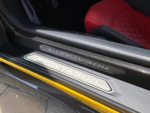 アヴェンタドール S 正規D車 ブリリアントエキゾースト(純正有) エンジンガラスフード Dione鍛造F20・R21 カーボンセラミック・レッドキャリパー ツートンインテリア ヘッドレスト刺繍 ブランディングP(59枚目)