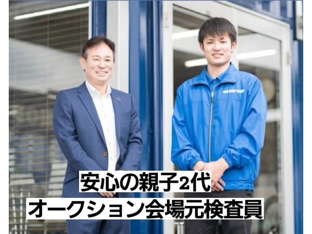 ベースグレード　Ｄ車　正規ディラー整備記録１３枚有り　Ｆリフター　ＬＥＤカーボン　カーボンインテリア　カーボンパドルシフト　レヴカウンターイエロー　　カーボンセラミックブレーキ　イエローキャリパー　Ｐセンサー(4枚目)