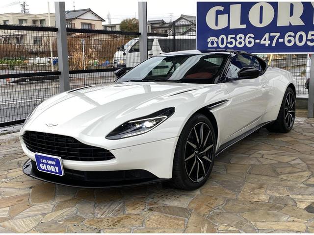 ＤＢ１１ Ｖ８　正規Ｄ車　カーボンインテリア　　デュオトーンレザー　レザールーフ　メモリ付パワシート　シートヒーター・ベンチレーション　純正２０ｉｎアルミ　全方位カメラ　Ｐアシスト（60枚目）