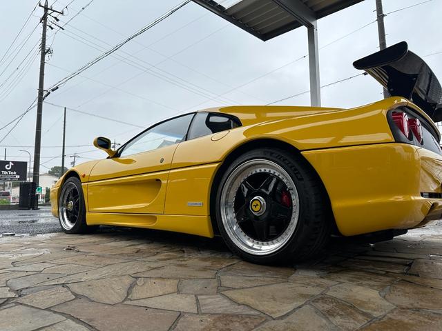 Ｆ３５５ ＧＴＳ　Ｄ車　ＸＲモデル　ＭＳレーシングマフラー　　チャレンジグリル　ブルーレザー　ハードトップ　社外リアウィング　社外ナビ　社外アルミ（ｓｐｅｅｄ　ｌｉｎｅ）１８インチ（純正有）社外ナビ（56枚目）