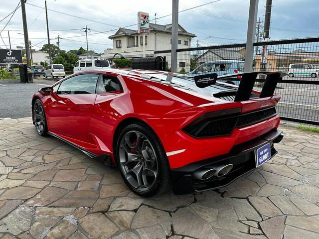 ���X�X�[�p�[�J�[��I�[�v���J�[��p�̉����t���W����L��܂��̂ŁA�J�ł����S���Ă����X���������I