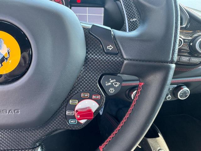 488GTB ベースグレード D車 1年走行無制限保証 LEDハンドル Fリフター カーボンセラミックブレーキ レッドキャリパー Bカメラ(21枚目)