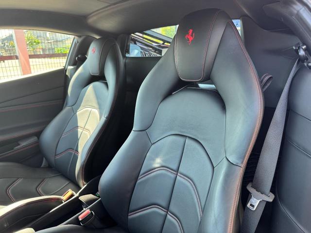 488GTB ベースグレード D車 1年走行無制限保証 LEDハンドル Fリフター カーボンセラミックブレーキ レッドキャリパー Bカメラ(38枚目)