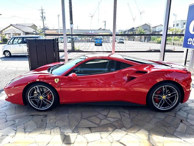 488GTB ベースグレード D車 1年走行無制限保証 LEDハンドル Fリフター カーボンセラミックブレーキ レッドキャリパー Bカメラ(52枚目)
