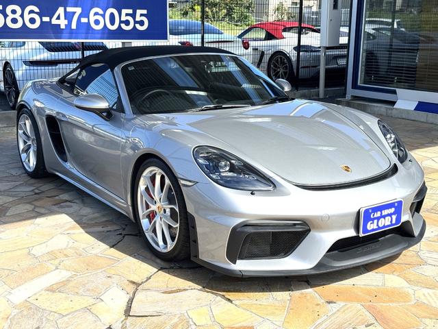 ７１８スパイダー ７１８スパイダー　Ｄ車　１年保証　ＧＴシルバーメタリック　ＧＴスポーツステアリング　ＰＤＬＳ　スポーツクロノＰＫＧ　スポーツエキゾースト　ＰＳＥコントローラー　Ｂカメラ（8枚目）