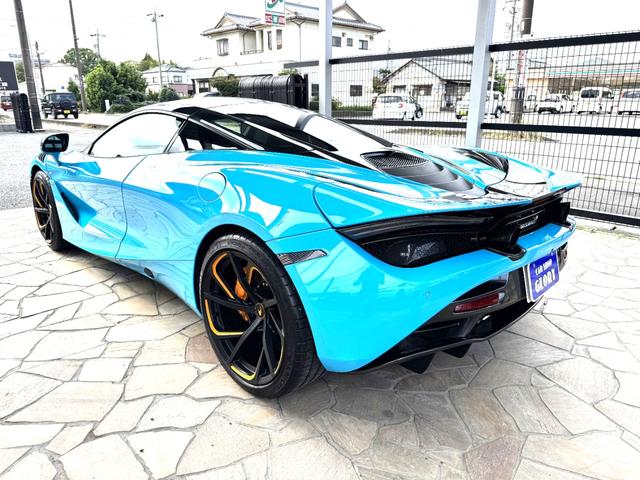 720S ベースグレード D車 1年走行無制限保証 RYFT製カーボンフェンダー・リアウィング(純正有) 社外マフラー・社外ホイール(純正有) B&Wサウンド Fリフター Bカメラ(9枚目)