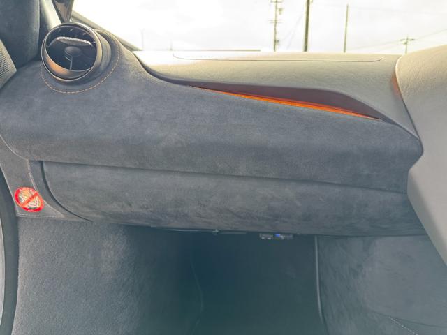 720S ベースグレード D車 1年走行無制限保証 RYFT製カーボンフェンダー・リアウィング(純正有) 社外マフラー・社外ホイール(純正有) B&Wサウンド Fリフター Bカメラ(31枚目)