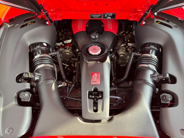FERRARI 488 SPIDER BASE GRADE