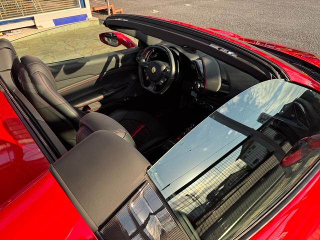 FERRARI 488 SPIDER BASE GRADE