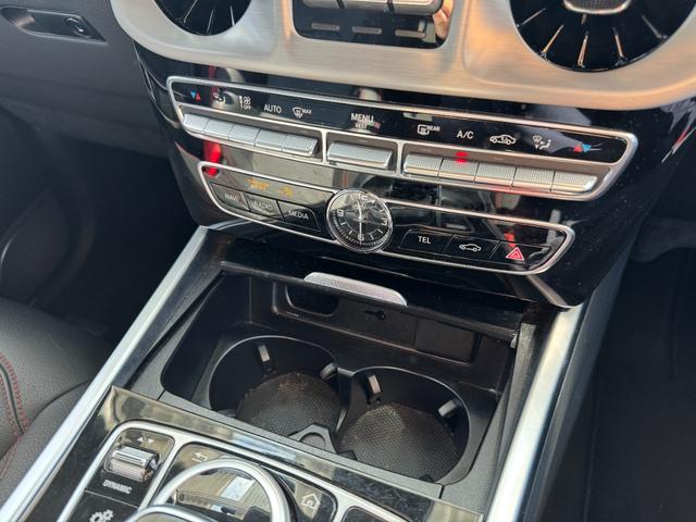 Gクラス G350d AMGライン D車 1年走行無制限保証 AMGライン ラグジュアリーPKG レーダーセーフティーPKG アダプティブダンピングシステム ブルメスターサウンド ガラスルーフ Bカメラ(23枚目)