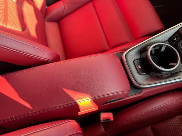 ９１１ ９１１ターボＳ　Ｄ車　１年走行無制限保証　スポーツクロノＰＫＧ　スポーツエキゾースト　ＰＣＣＢ　ＰＡＳＭ　ＬＥＤマトリックスシステム　ＢＯＳＥサウンド　シートヒーター　プライバシーガラス　Ｂカメラ（24枚目）