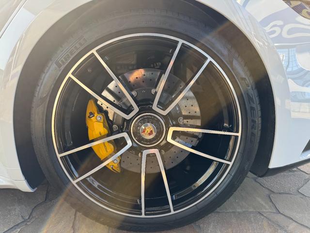 ９１１ ９１１ターボＳ　Ｄ車　１年走行無制限保証　スポーツクロノＰＫＧ　スポーツエキゾースト　ＰＣＣＢ　ＰＡＳＭ　ＬＥＤマトリックスシステム　ＢＯＳＥサウンド　シートヒーター　プライバシーガラス　Ｂカメラ（34枚目）