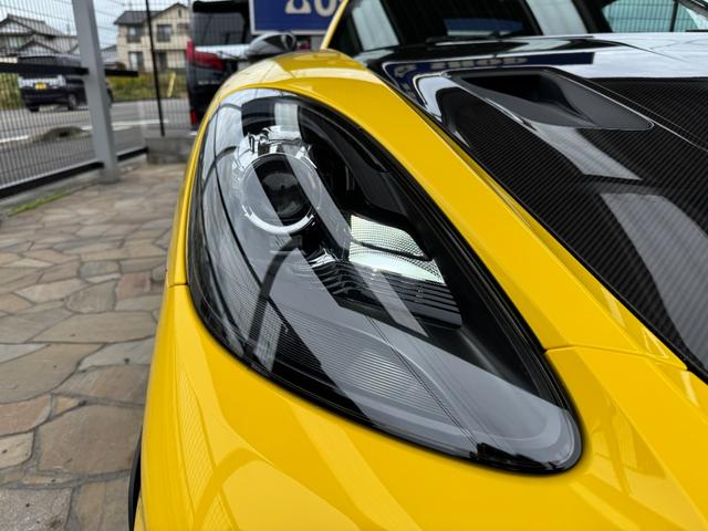 ７１８ケイマン ７１８ケイマンＧＴ４　Ｄ車　新車保証　ＯＰ５４０　ヴァイザッハパッケージ　スポーツクロノＰＫＧ　スポーツエキゾースト　ＰＣＣＢ　ライトデザインパッケージ　ＢＯＳＥサウンド　カーボンウィンドウトライアングルトリム　Ｆリフター（43枚目）