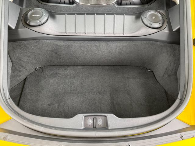 ７１８ケイマン ７１８ケイマンＧＴ４　Ｄ車　新車保証　ＯＰ５４０　ヴァイザッハパッケージ　スポーツクロノＰＫＧ　スポーツエキゾースト　ＰＣＣＢ　ライトデザインパッケージ　ＢＯＳＥサウンド　カーボンウィンドウトライアングルトリム　Ｆリフター（48枚目）