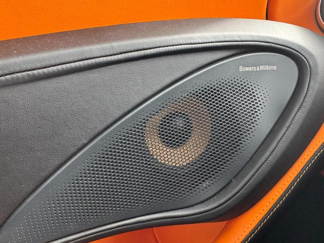 540C ベースグレード D車 1年走行無制限保証 カーボンエクステリアパック ラグジュアリーパック B&Wオーディオ セキュリティパック Bカメラ(27枚目)