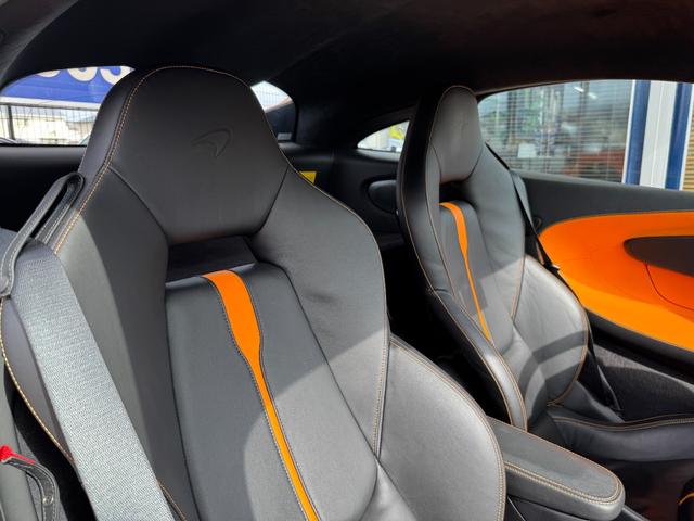 540C ベースグレード D車 1年走行無制限保証 カーボンエクステリアパック ラグジュアリーパック B&Wオーディオ セキュリティパック Bカメラ(37枚目)