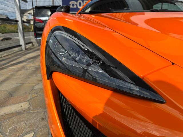 540C ベースグレード D車 1年走行無制限保証 カーボンエクステリアパック ラグジュアリーパック B&Wオーディオ セキュリティパック Bカメラ(45枚目)