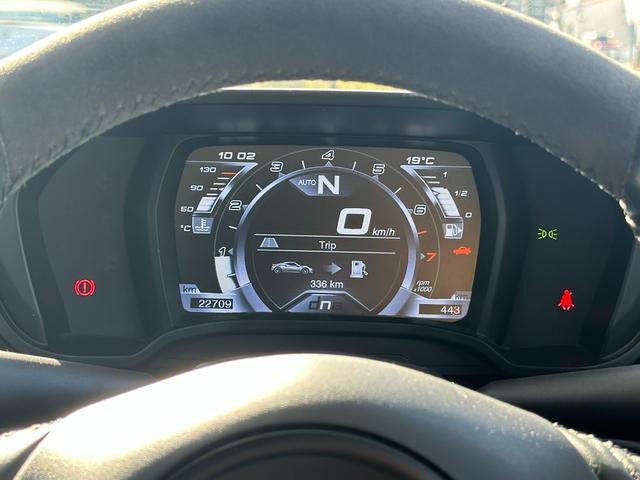 ４Ｃ ベースグレード　正規Ｄ車　１年走行無制限保証　タイベル交換済　ハーフレザー　パドルシフト　純正アルミホイールＦ１８Ｒ１９　イエローキャリパー（19枚目）