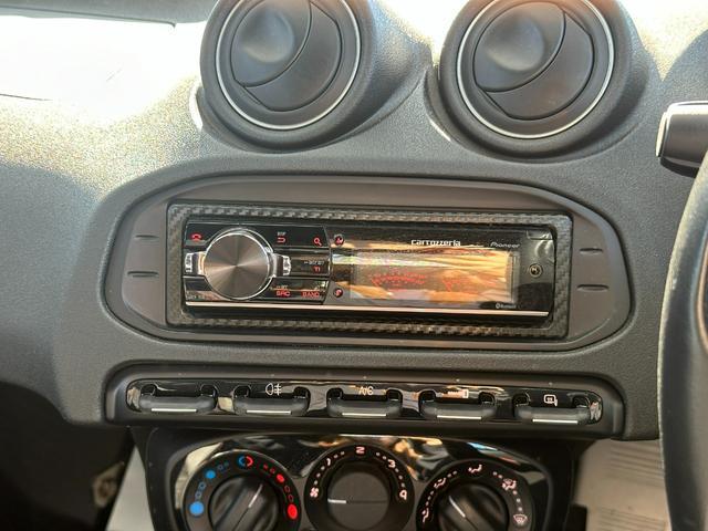 ４Ｃ ベースグレード　正規Ｄ車　１年走行無制限保証　タイベル交換済　ハーフレザー　パドルシフト　純正アルミホイールＦ１８Ｒ１９　イエローキャリパー（25枚目）