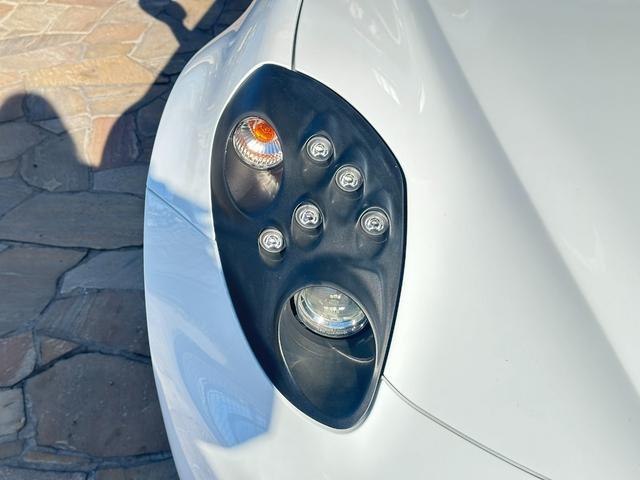 ４Ｃ ベースグレード　正規Ｄ車　１年走行無制限保証　タイベル交換済　ハーフレザー　パドルシフト　純正アルミホイールＦ１８Ｒ１９　イエローキャリパー（46枚目）