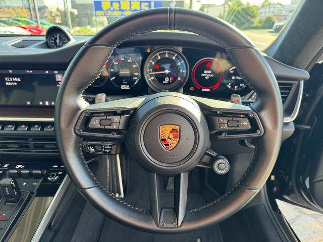 911 911カレラS D車 1年保証 パルダオインテリアPKG スポーツクロノPKG スポーツエキゾースト GTスポーツステアリング エントリードライブシステム アダプティブクルーズコントロール BOSEサウンド Bカメラ(17枚目)