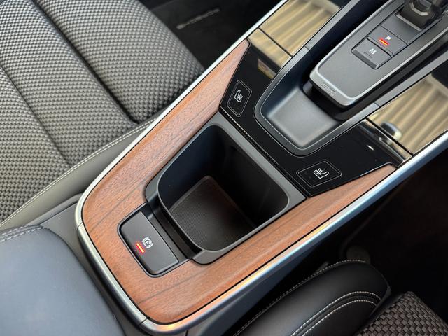 911 911カレラS D車 1年保証 パルダオインテリアPKG スポーツクロノPKG スポーツエキゾースト GTスポーツステアリング エントリードライブシステム アダプティブクルーズコントロール BOSEサウンド Bカメラ(24枚目)