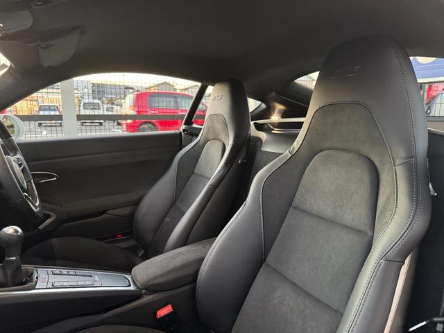 ７１８ケイマン ７１８ケイマンＧＴＳ　４．０　Ｄ車　新車保証　ワンオーナー　スポーツクロノＰＫＧ　スポーツエキゾースト　ＰＡＳＭ　ＬＥＤヘッドライト（ＰＤＬＳ）　シートヒーター　Ｂカメラ（33枚目）