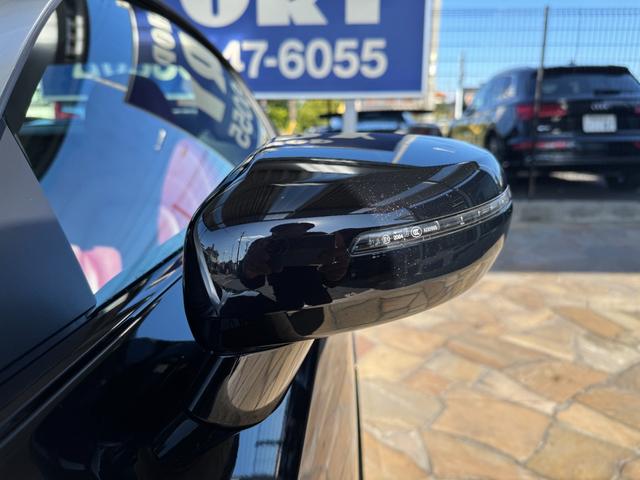 R8スパイダー ベースグレード D車 1年走行無制限保証 パンサーブラック ABTカーボンエアロ カーボンインテリア 社外ナビ 社外ホイール(純正有) シートヒーター フロントプロテクション Bカメラ(45枚目)