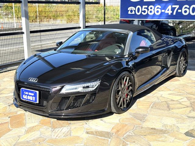 R8スパイダー ベースグレード D車 1年走行無制限保証 パンサーブラック ABTカーボンエアロ カーボンインテリア 社外ナビ 社外ホイール(純正有) シートヒーター フロントプロテクション Bカメラ(54枚目)