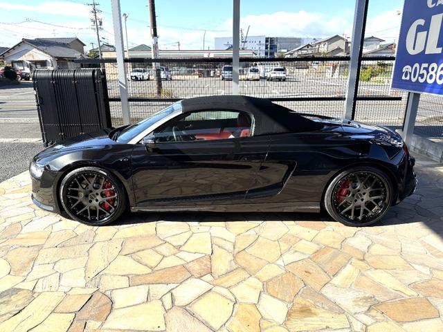 R8スパイダー ベースグレード D車 1年走行無制限保証 パンサーブラック ABTカーボンエアロ カーボンインテリア 社外ナビ 社外ホイール(純正有) シートヒーター フロントプロテクション Bカメラ(56枚目)