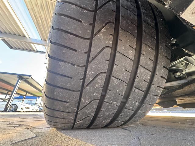 ウラカン ＥＶＯクーペ　Ｄ車　１年走行無制限保証　パワークラフト可変マフラー（純正有）　スタイルＰＫＧ　カーボンインテリア　ガラスエンジンフード　ブランディングＰＫＧ　Ｆリフター　Ｂカメラ（36枚目）