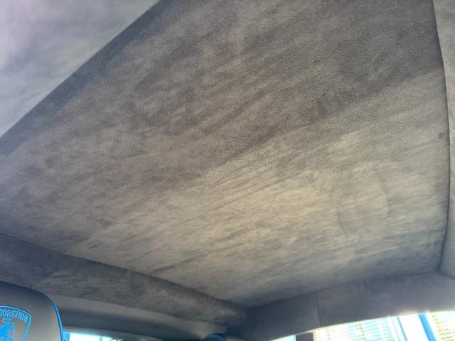 ウラカン ＥＶＯクーペ　Ｄ車　１年走行無制限保証　パワークラフト可変マフラー（純正有）　スタイルＰＫＧ　カーボンインテリア　ガラスエンジンフード　ブランディングＰＫＧ　Ｆリフター　Ｂカメラ（39枚目）