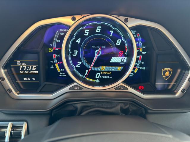 アヴェンタドール LP700-4 D車 1年走行無制限保証 ブランディングPKG F・RエクステリアカーボンPKG カーボンエンジンカバー クリアエンジンフード Fリフター カーボンセラミックブレーキ レッドキャリパー Bカメラ(19枚目)