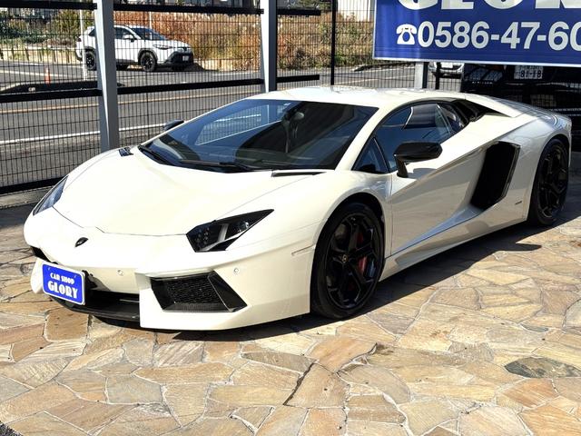 アヴェンタドール LP700-4 D車 1年走行無制限保証 ブランディングPKG F・RエクステリアカーボンPKG カーボンエンジンカバー クリアエンジンフード Fリフター カーボンセラミックブレーキ レッドキャリパー Bカメラ(55枚目)