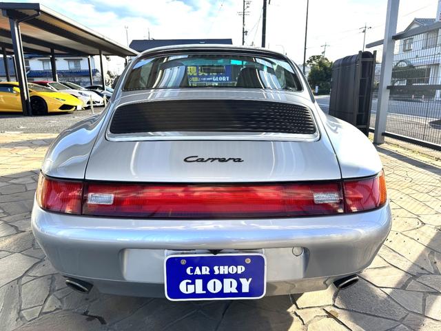 911 911カレラ D車 電動シート カラークレスト レザーステアリング ブラックキャリパー コンチネンタル製オーディオ カラークレストセンターキャップ(6枚目)