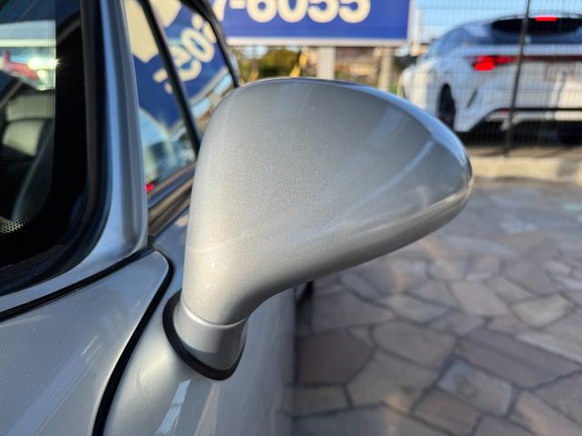 911 911カレラ D車 電動シート カラークレスト レザーステアリング ブラックキャリパー コンチネンタル製オーディオ カラークレストセンターキャップ(40枚目)