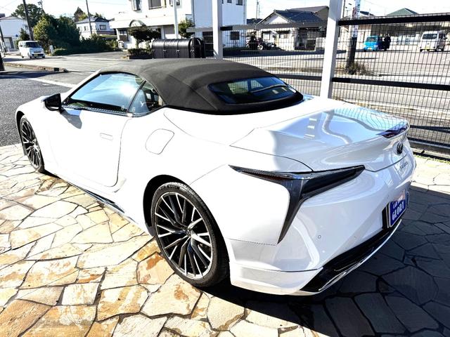 ���X�X�[�p�[�J�[��I�[�v���J�[��p�̉����t���W����L��܂��̂ŁA�J�ł����S���Ă����X���������I