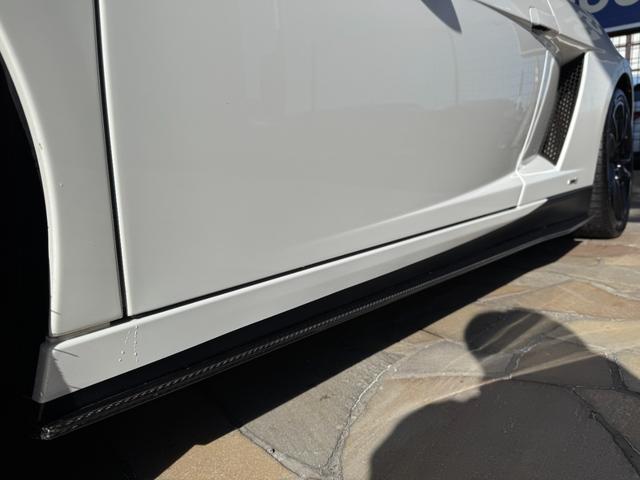 �J�[�{���T�C�h�X�J�[�g