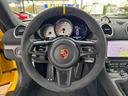 ７１８ケイマンＧＴ４　Ｄ車　新車保証　ＯＰ５４０　ヴァイザッハパッケージ　スポーツクロノＰＫＧ　スポーツエキゾースト　ＰＣＣＢ　ライトデザインパッケージ　ＢＯＳＥサウンド　カーボンウィンドウトライアングルトリム　Ｆリフター（16枚目）