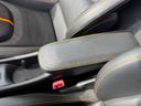 ベースグレード D車 1年走行無制限保証 カーボンエクステリアパック ラグジュアリーパック B&Wオーディオ セキュリティパック Bカメラ(25枚目)