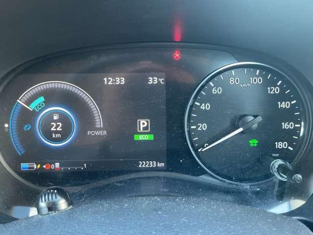 キックス １．２　Ｘ　（ｅ－ＰＯＷＥＲ）　メモリーナビ　全周囲カメラ　ＥＴＣ　ナビ＆ＴＶ　ワンオ－ナ－車　追従クルコン　スマートキー　ＬＥＤヘッド　レーンアシスト　パワーステアリング　禁煙車　盗難防止システム　ＥＴＣ　整備記録簿有　メモリーナビ　サイドエアバッグ　アルミ　ＡＡＣ（5枚目）