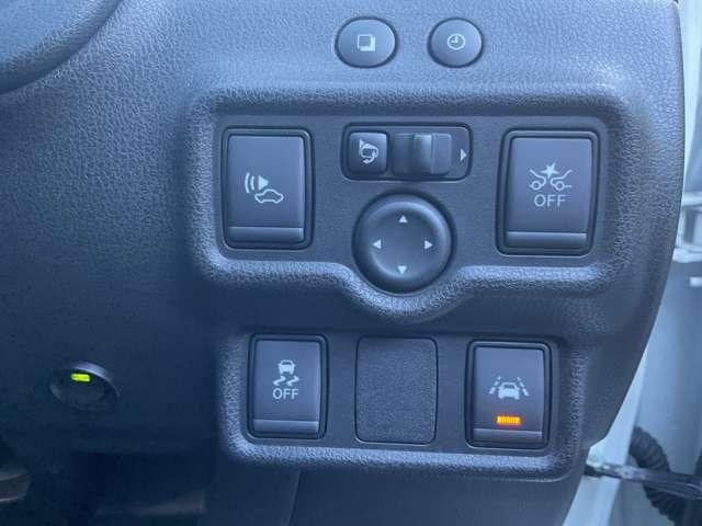 ノート １．２　ｅ－ＰＯＷＥＲ　Ｘ　メモリーナビ　全周囲カメラ　ＥＴＣ２．０　３６０°カメラ　記録簿付　Ｒカメラ　運転席助手席エアバック　レーンキープ　ＡＵＴＯエアコン　１オーナー　盗難防止システム　ナビＴＶ　サイドカメラ　運転席エアバッグ　キーレスエントリー　ＬＥＤヘッド（8枚目）