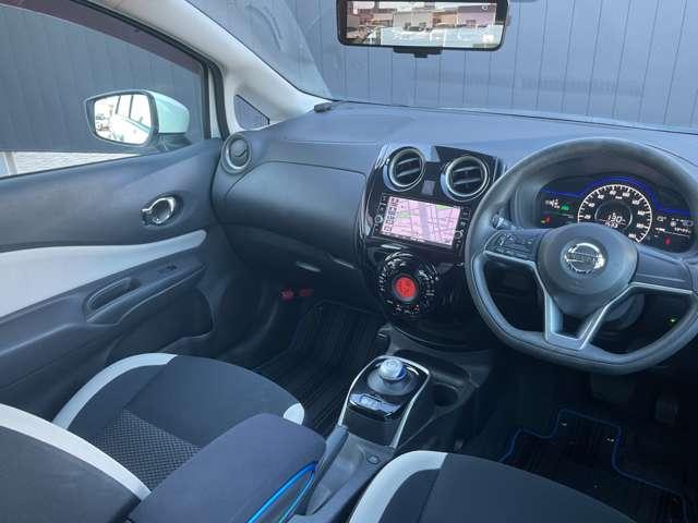 ノート １．２　ｅ－ＰＯＷＥＲ　Ｘ　メモリーナビ　全周囲カメラ　ＥＴＣ２．０　３６０°カメラ　記録簿付　Ｒカメラ　運転席助手席エアバック　レーンキープ　ＡＵＴＯエアコン　１オーナー　盗難防止システム　ナビＴＶ　サイドカメラ　運転席エアバッグ　キーレスエントリー　ＬＥＤヘッド（18枚目）