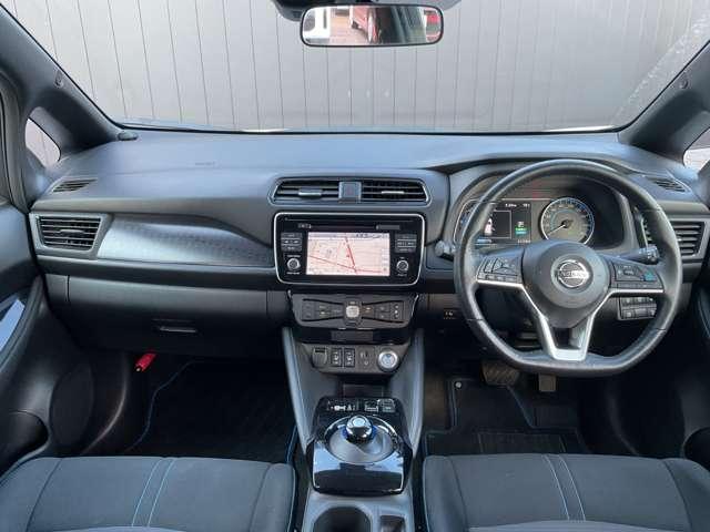 リーフ X 10万台記念車 メーカーナビ バックカメラ ETC アダプティブクルーズコントロール ナビTV ワンオーナー車 Bカメラ レーンキープアシスト 衝突軽減ブレーキ LEDヘッド ドラレコ キーフリー イモビライザー インテリジェントキー ETC 記録簿(4枚目)