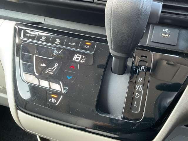 ルークス 660 X メモリーナビ 全周囲カメラ 助手席側オー アラモニ 前後衝突軽減ブレーキ ワンオーナー車 車線逸脱防止 スマートキー 定期点検記録簿 キーフリー i-stop フルオートエアコン パワーウインドウ バックカメラ 盗難防止 カーテンエアバッグ(9枚目)