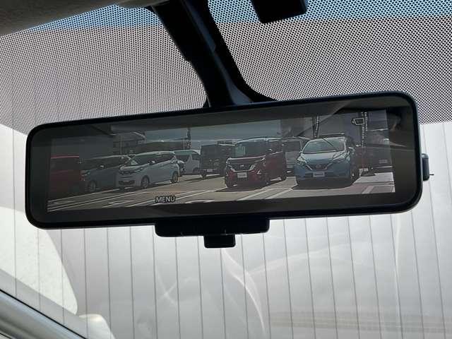 セレナ 1.2 e-POWER ハイウェイスター V アーバンクロム メモリーナビ 全周囲カメラ LEDヘッド インテリジェントエマージェンシーブレーキ 全周囲カメラ LEDヘッド アダプティブクルーズ 両側自動ドア レーンアシスト ワンオーナー インテリキー バックカメラ ABS オートエアコン セキュリティ(15枚目)