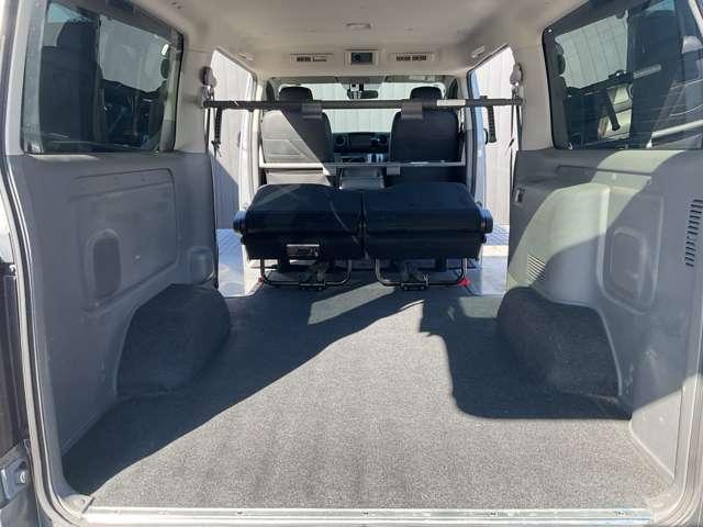 ＮＶ３５０キャラバンバン ２．５　ライダー　プレミアムＧＸ　プロスタイルパッケージ　ロングボディ　ディーゼルターボ　メモリーナビ　バックカメラ　ＥＴＣ　衝突軽減装置　メモリーナビ　ドライブレコーダー　インテリジェントキー　ワンオーナー　バックカメラ　パワーウィンドウ　ＬＥＤライト　エアバック　パワステ　ＡＢＳ　ＥＴＣ　オートエアコン　キーレス（21枚目）